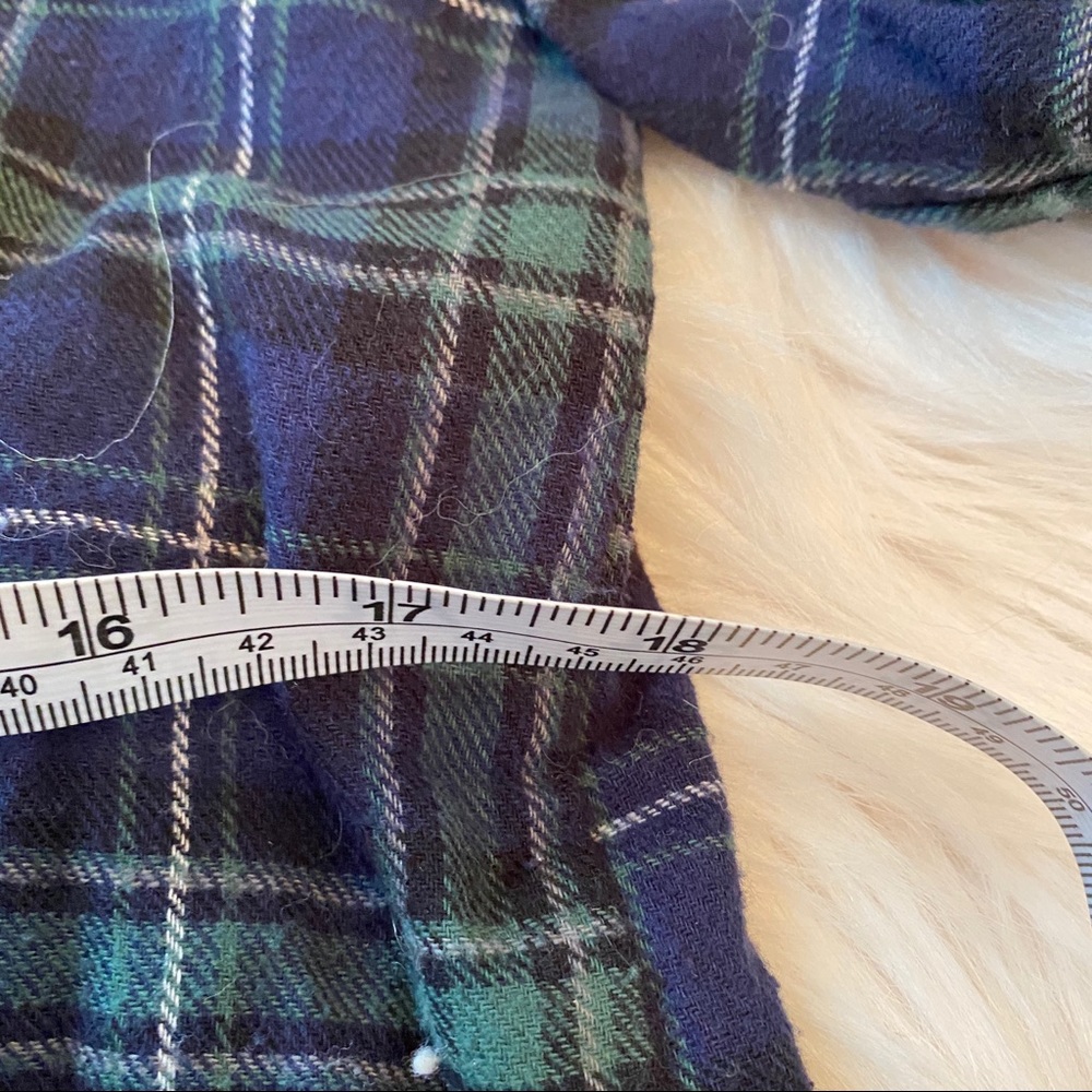 ❌ SOLD! Forever 21 Plaid Button Down Flannel - Picture 5 of 5